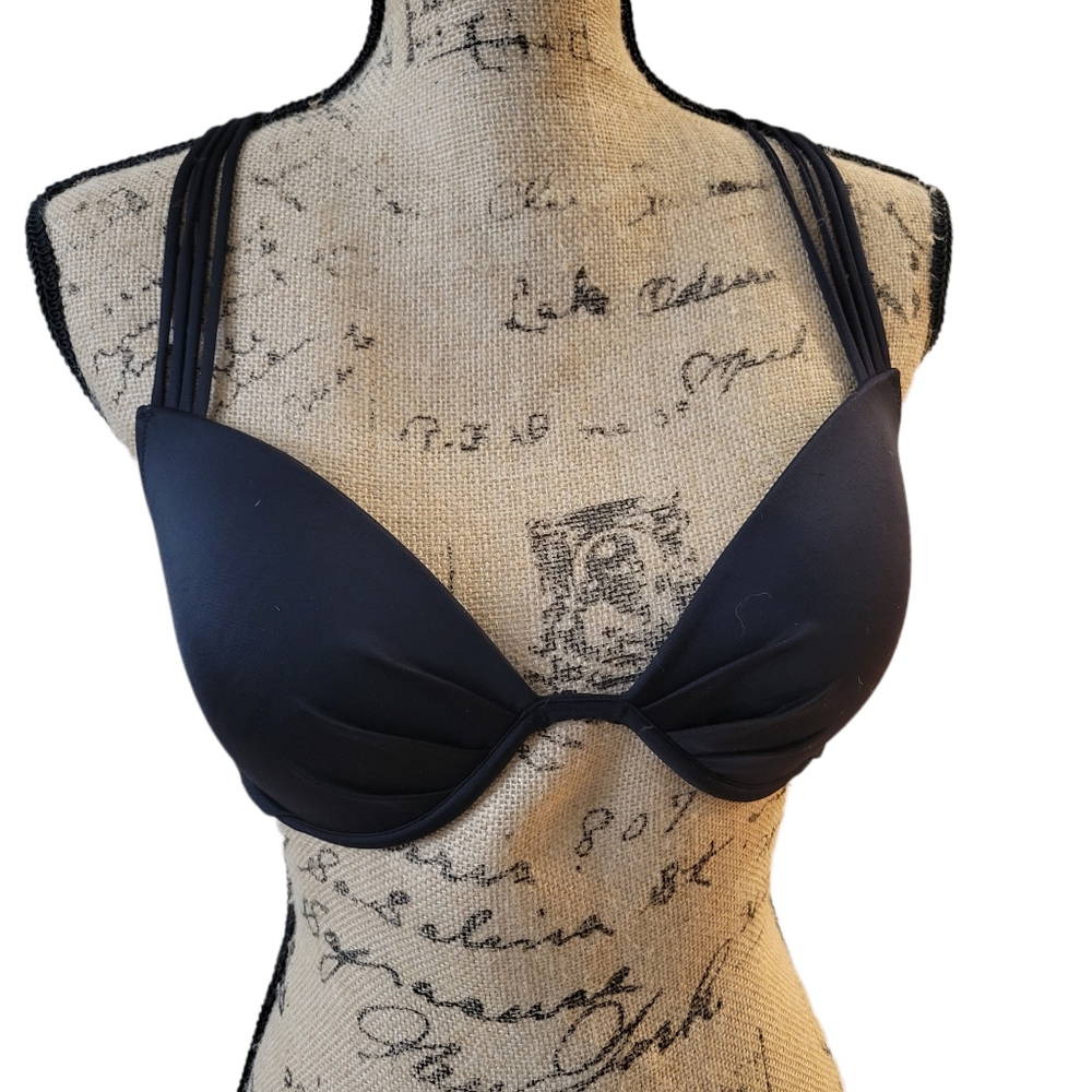 Victoria's secret Bikini Top Size 32DD